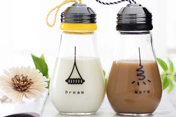 玻璃瓶廠家（jiā）定製生產會有什麽好處？